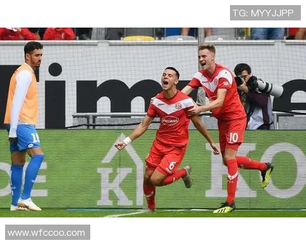 汉堡对阵杜塞多夫精彩直播全程回顾与赛后分析